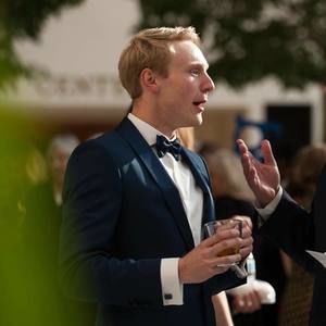 Meet your Posher, Julian